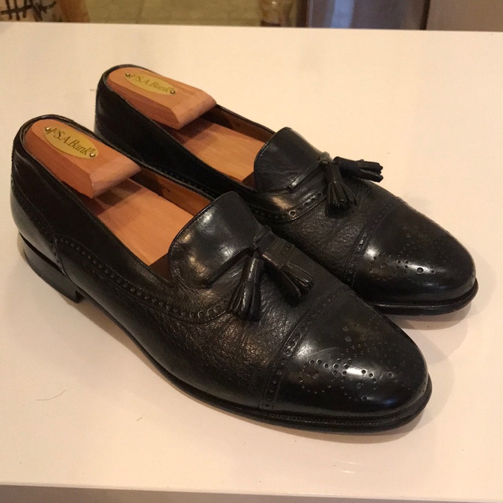 Mezlan black leather tassel loafers men’s 9